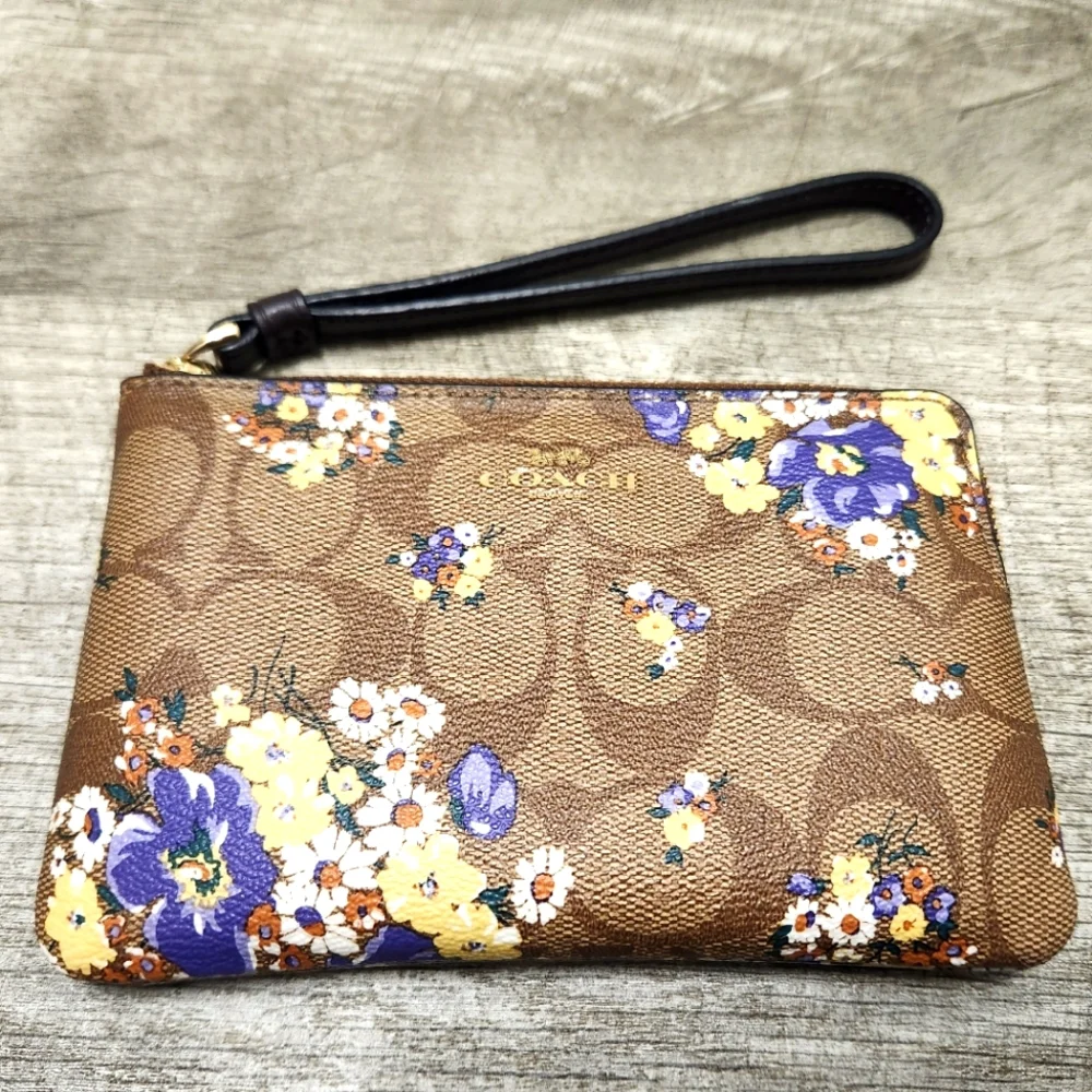 Coach Corner Zip Wristlet Floral Medley Bouqet - Purple & Yellow *FAST SHIPPING* - Picture 5 of 7